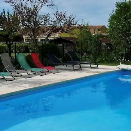 Villa Maison 15p Piscine Chauffe Terrain De Petanque