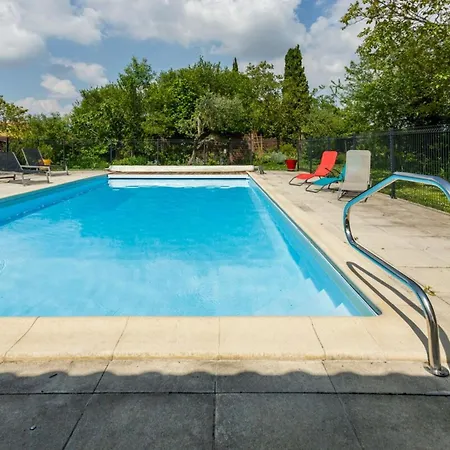 Maison 13p Piscine Chauffee Terrain De Petanque فيلة