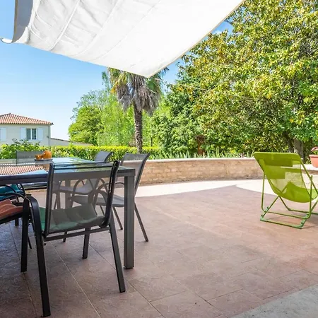 Maison 15p Piscine Chauffe Terrain De Petanque