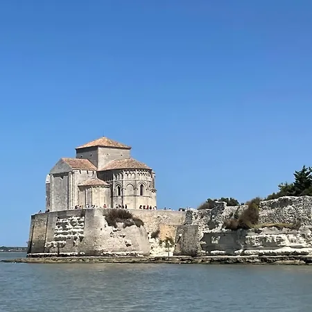 فيلة Maison 13p Piscine Chauffee Terrain De Petanque Haimps