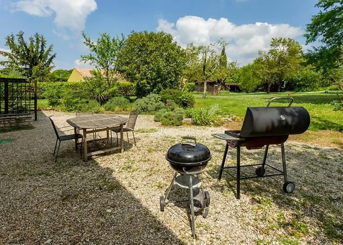 Вилла Maison 15p Piscine Chauffe Terrain De Petanque *