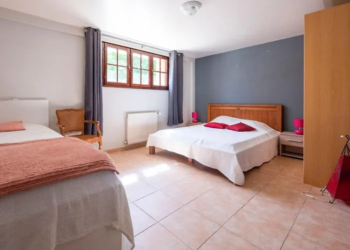 Вилла Maison 15p Piscine Chauffe Terrain De Petanque