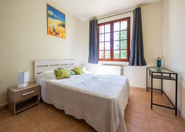 Вилла Maison 15p Piscine Chauffe Terrain De Petanque